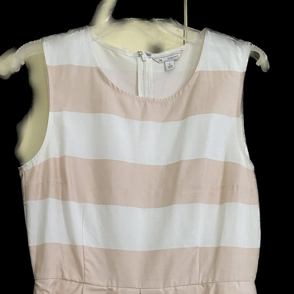 Pretty GAP picnic dress, tan and white striped, size 8 - Picture 1 of 3